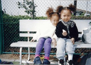 1999-NAOMI-HER-SISTER-MARI-OSAKA-JAPAN-N