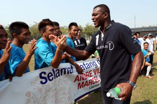 MARCEL-DESAILLY-LAUREUS-4