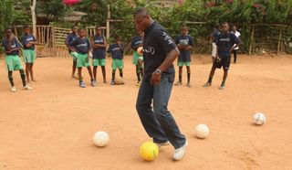 MARCEL-DESAILLY-ORPHAN-AID-AFRICA-2