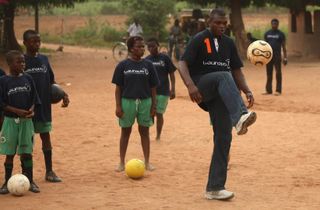 MARCEL-DESAILLY-ORPHAN-AID-AFRICA-3